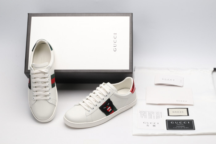 G*u*i low-top sneaker