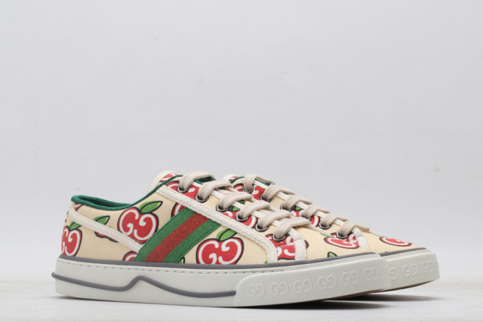 G*u*i low-top sneaker