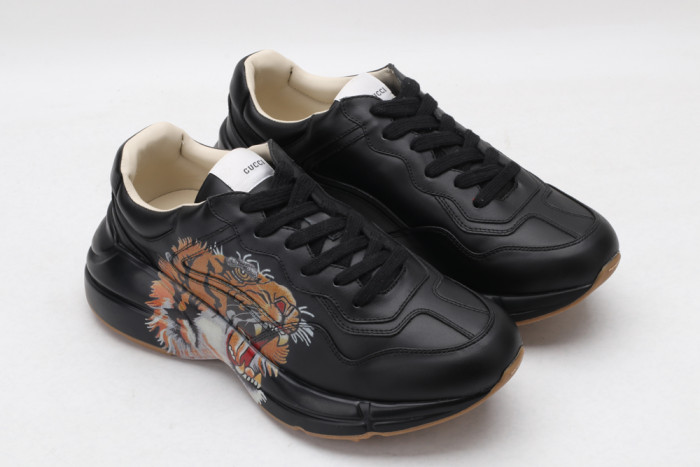 G*u*i rhyton trainer sneaker