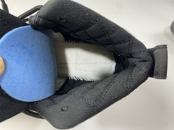 Air Jordan 12 “Royalty” CT8013-170