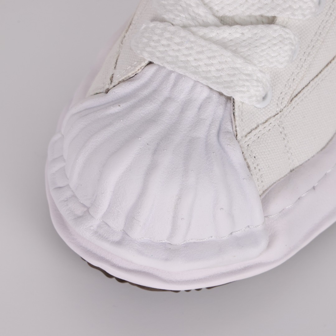 Ma*s*n mihara yasuhiro mmy sneaker