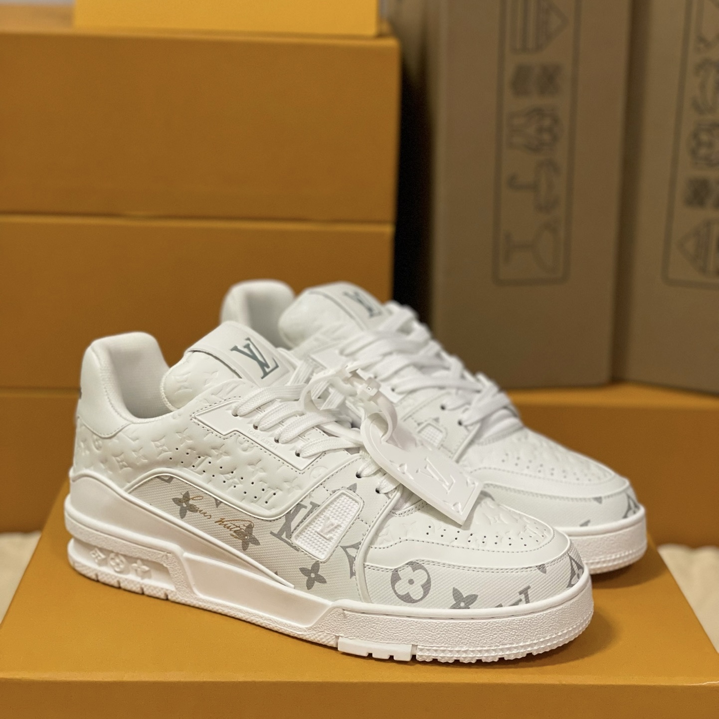 Loui Vuitto TRAINER SNEAKER